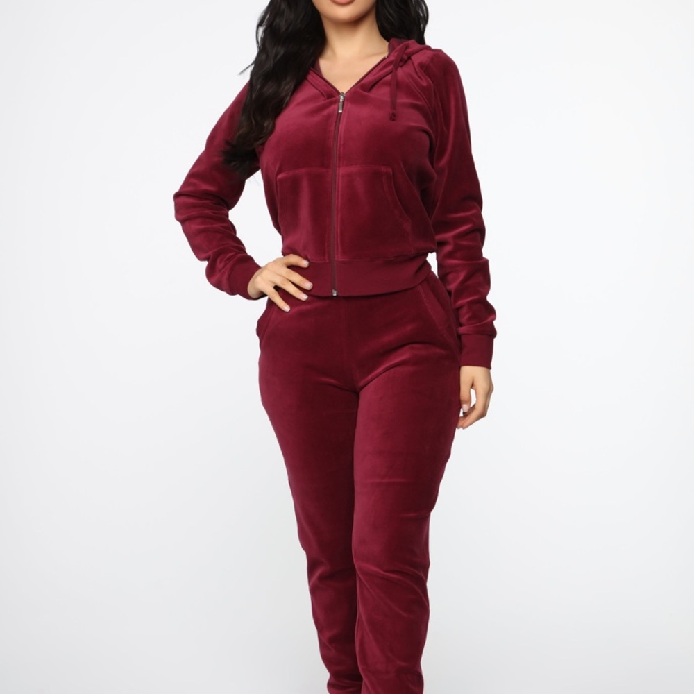 Tracksuit Set - Picture 2 of 3